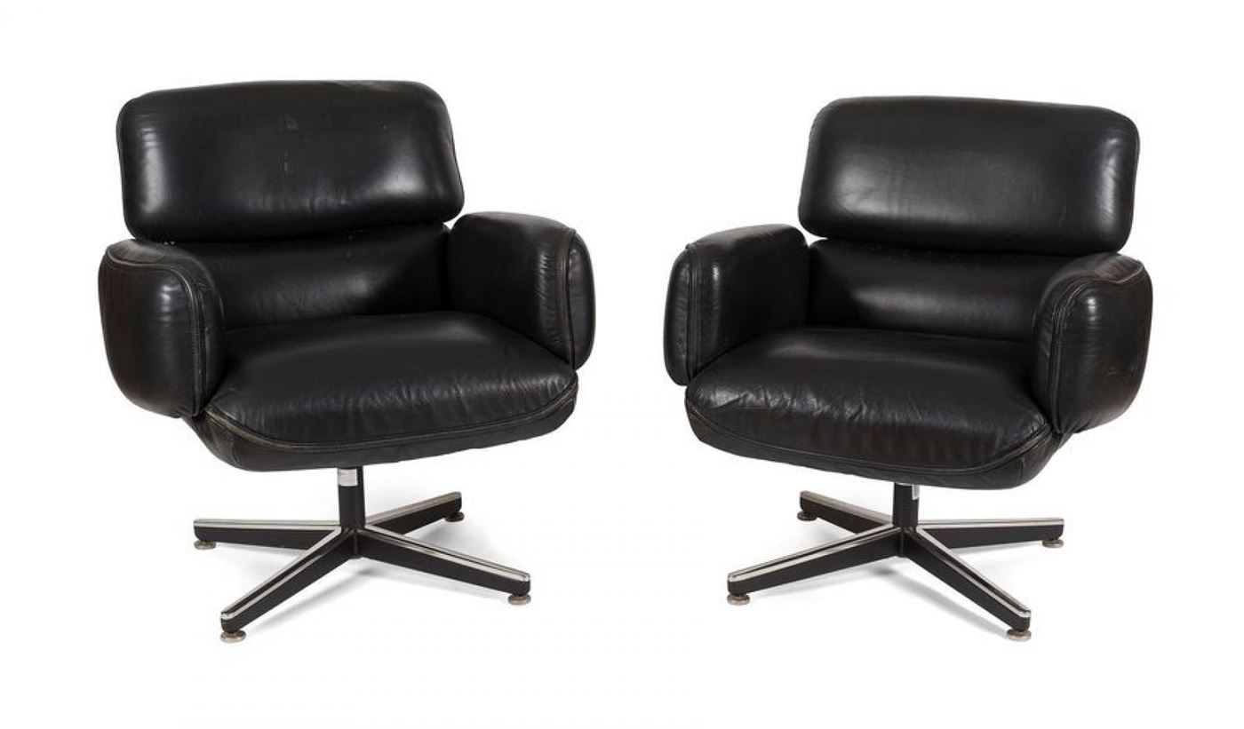 Otto ZAPF (1931-2018) Paire de fauteuils en cuir Knoll éditeur